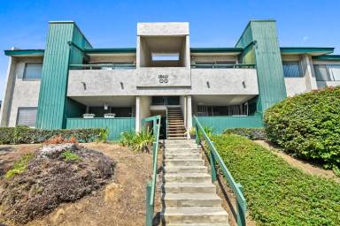 Main picture of 15410 La Mirada Blvd