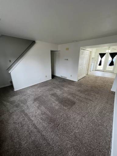 Main picture of 2302 Glendale Blvd