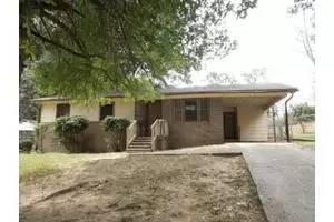 Main picture of 3249 Renault Rd SE