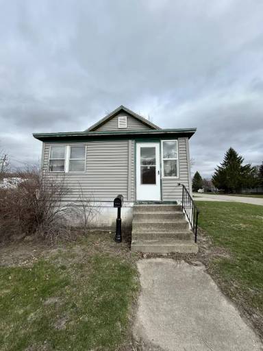 Main picture of 25 S 3rd St