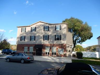 Main picture of 9 S 5th St