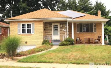 Main picture of 1237 Love St