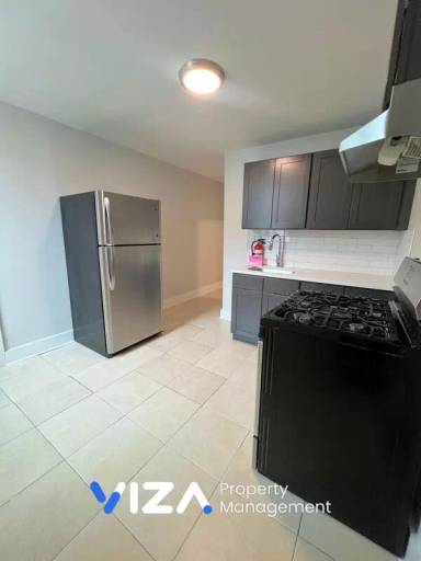 Main picture of 120 Peabody Pl