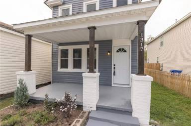 Main picture of 1317 Summit Ave