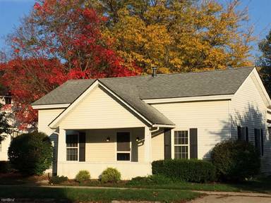 Main picture of 3281 Central St