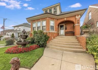 Main picture of 5408 S Merrimac Ave
