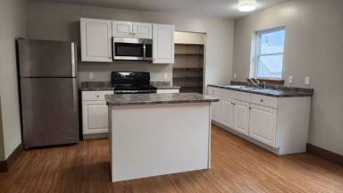 Main picture of 37 Lower Main