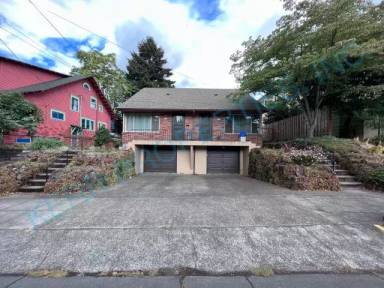 Main picture of 1325 SE Salmon St