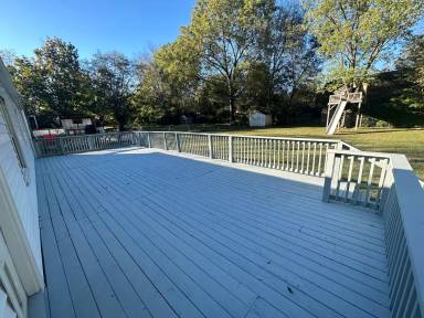 Main picture of 711 Meadowlane Dr