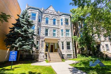 Main picture of 5427 S University Ave