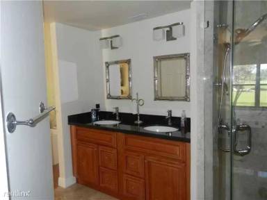 Main picture of 801 SW 158th Ter