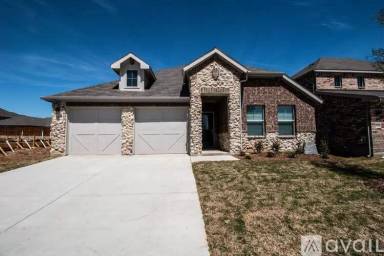 Main picture of 3320 Kingsdown Dr