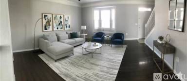 Main picture of Best townhome in town
