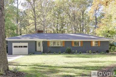 Main picture of 613 Lynn Shores Dr