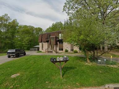 Main picture of 1695 Timber Ct