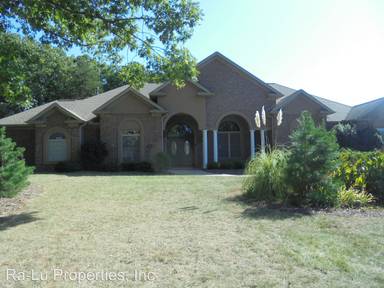 Main picture of 165 Stanley Farm Rd