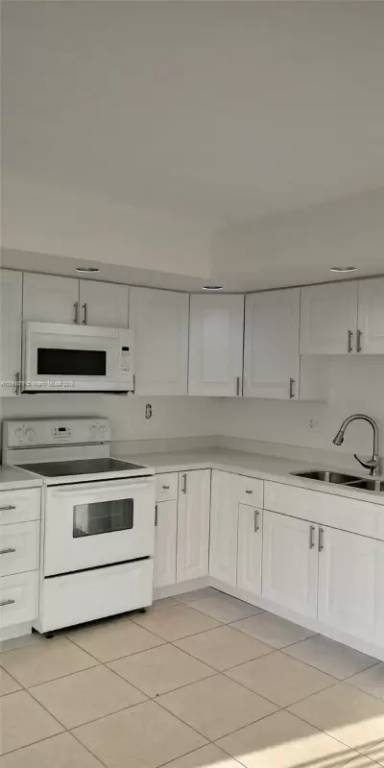 Main picture of 8520 SW 133rd Avenue Rd