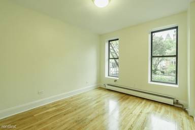 Main picture of 17 Greenwich Ave