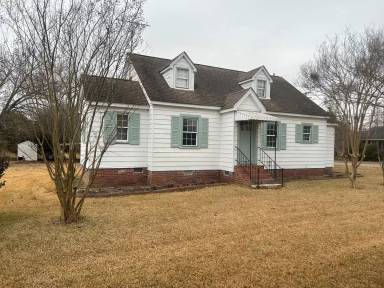 Main picture of 939 Central Dr