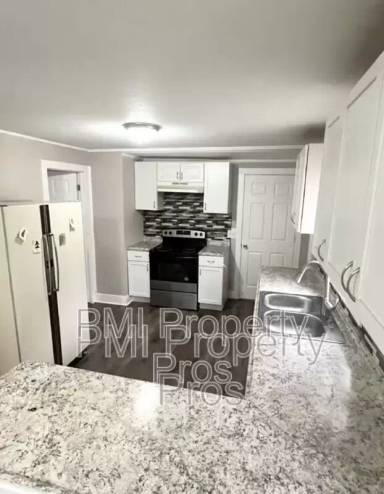 Main picture of 4678 N 49th St
