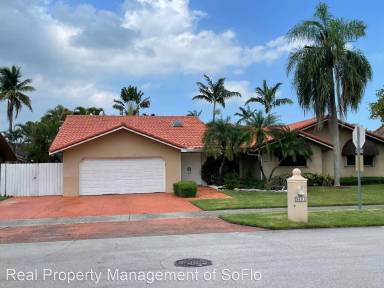 Main picture of 9601 SW 120th Ave