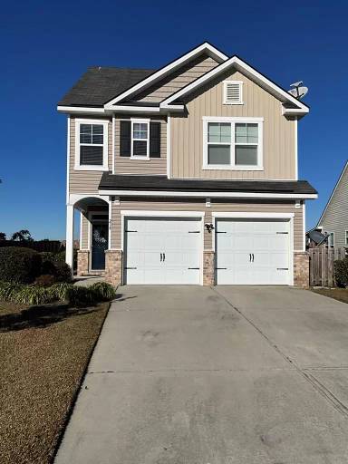Main picture of 214 Lakepointe Dr