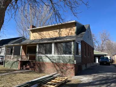 Main picture of 635 Clark Ave