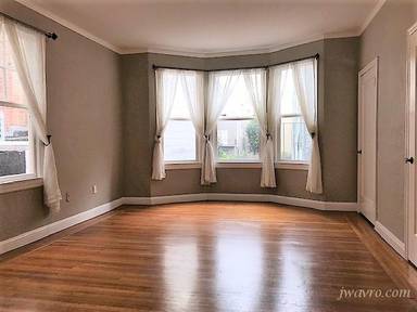 Main picture of 1751 Greenwich St