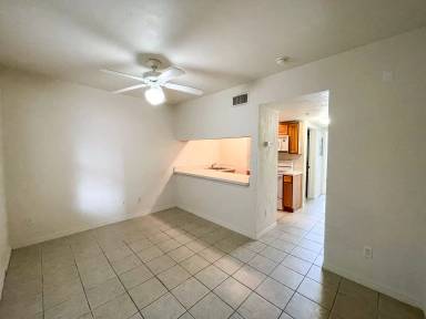 Main picture of 1220 SW 1st Ave