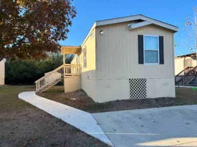 Main picture of 2230 Sanchez Trl
