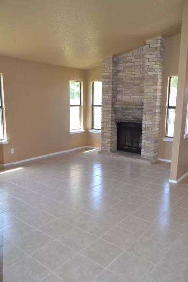 Main picture of 2201 Cimmaron Dr