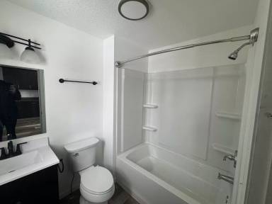 Main picture of 919 Conger St
