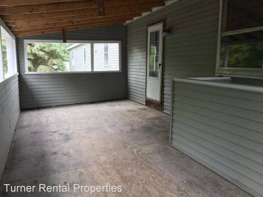 Main picture of 31 Sumner Ln