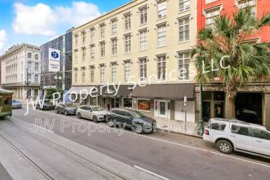 Main picture of 339 Carondelet Street - 4B