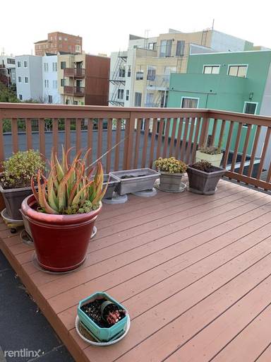 Main picture of 3027 Clement St