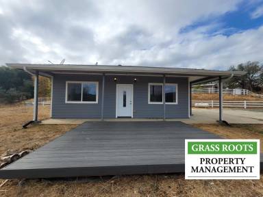 Main picture of 3494 Rattlesnake Rd