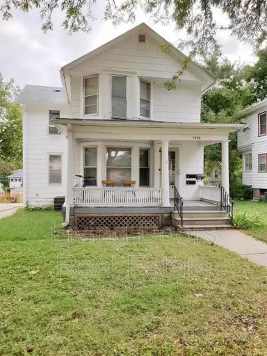 Main picture of 1526 S 23rd St