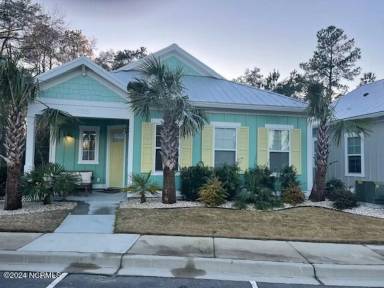 Main picture of 1355 Albacore Loop