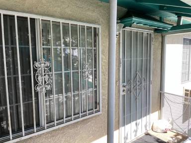 Main picture of 223 E Burbank Blvd