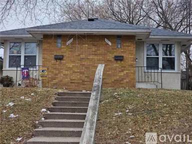 Main picture of 5849 42nd Ave S