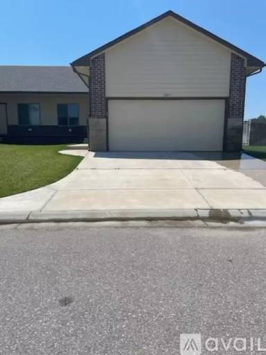 Main picture of 12817 19 Timber Lk Ct