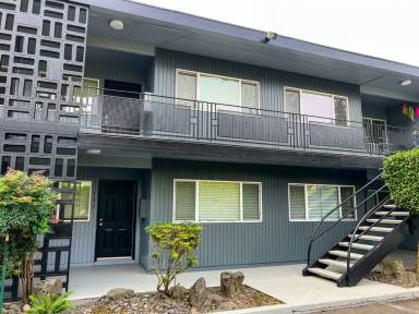 Main picture of 5950 SW Hall Blvd