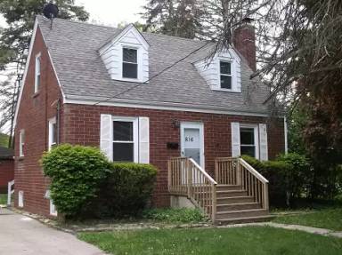 Main picture of 816 W Union Ave