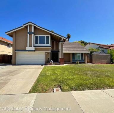 Main picture of 32937 Regents Blvd
