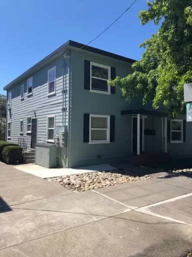 Main picture of 5675 Telegraph Ave