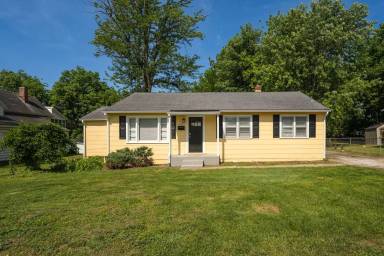Main picture of 1149 S Main Ave