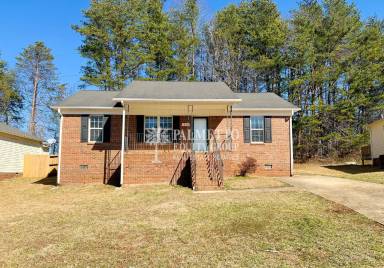 Main picture of 4806 Shady Pine Dr