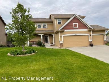 Main picture of 5713 S 165th St