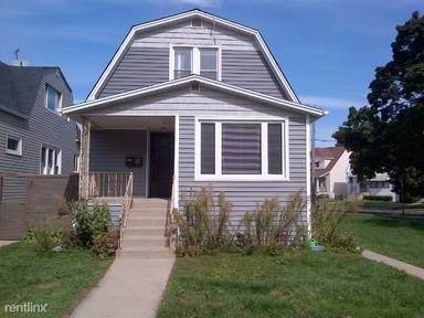 Main picture of 5407 N Northwest Hwy