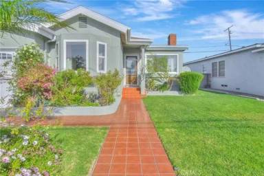 Main picture of 22908 Ladeene Ave